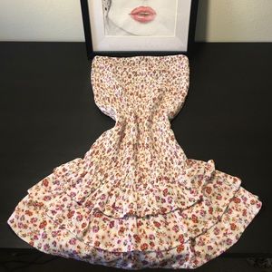 SOLD NWOT👗Ruffle Hem Dress👗